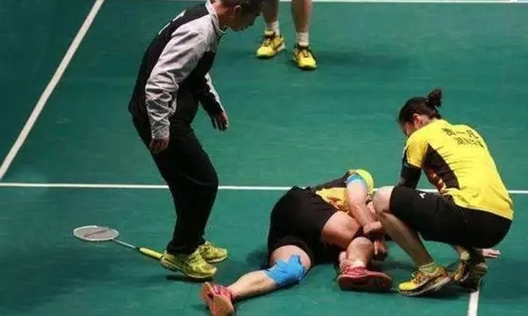 鲁梅尼格：在拜仁皇马曼城这种顶级球队，教练须每周都带队表现好