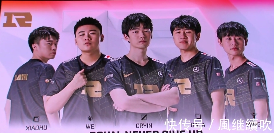 如今曼联显 如今曼联显